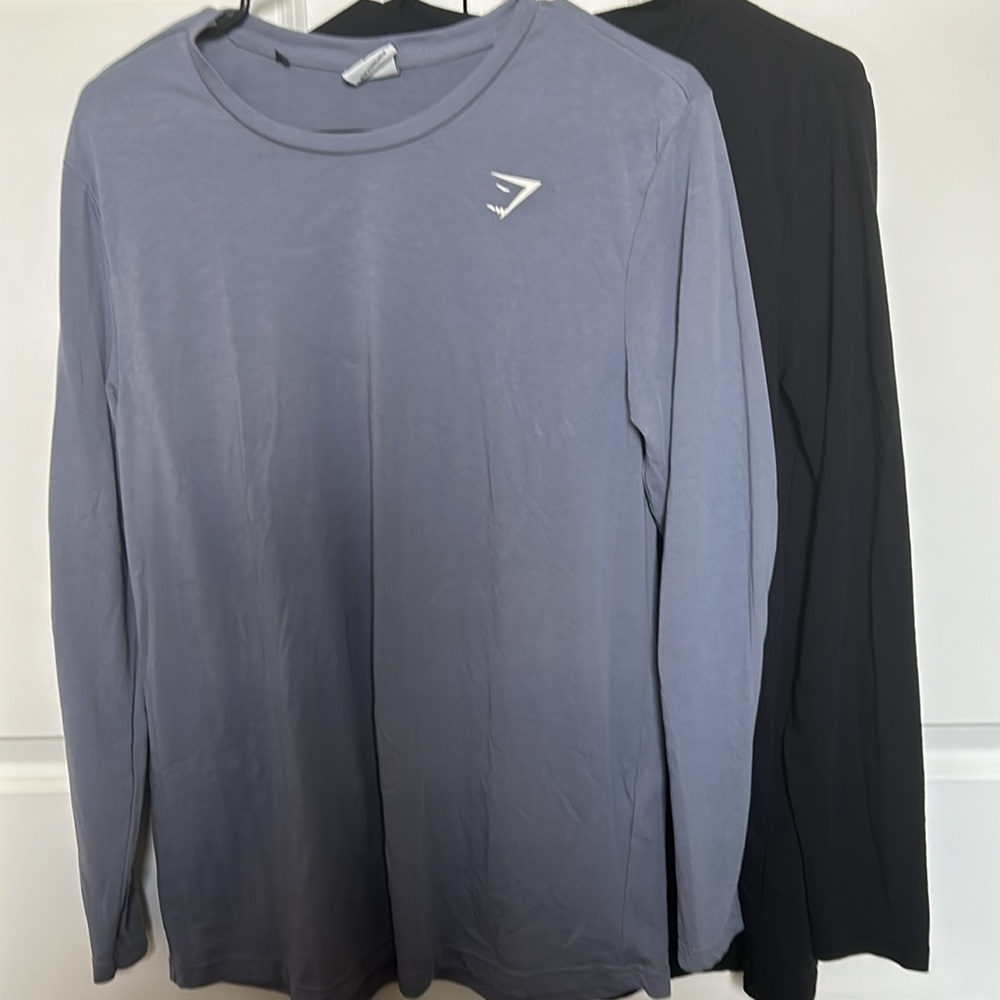 2x long sleeve Gymshark buggy long sleeve size M